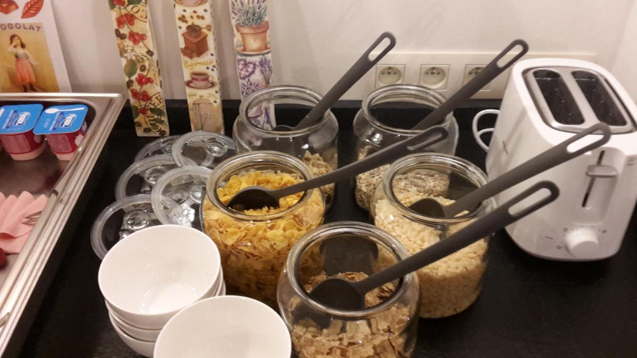 ズワールム Casa Della Nonna Bed & Breakfast エクステリア 写真