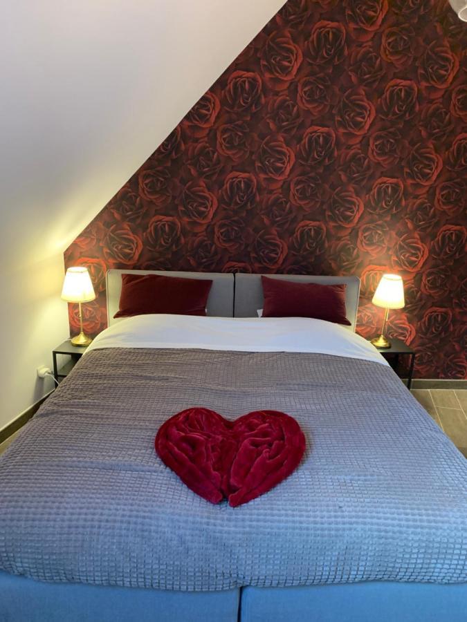 ズワールム Casa Della Nonna Bed & Breakfast エクステリア 写真